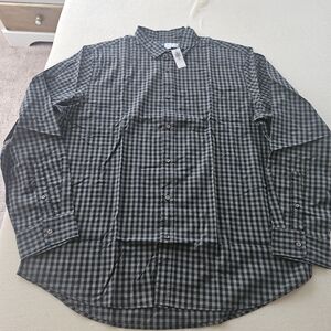 Old Navy Black and White Checkered Button-Down Shirt